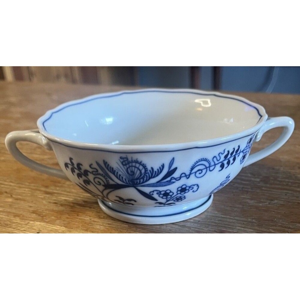 Blue Danube Cream Soup Bowl Two-Handle Blue Onion Pattern Japan Dish